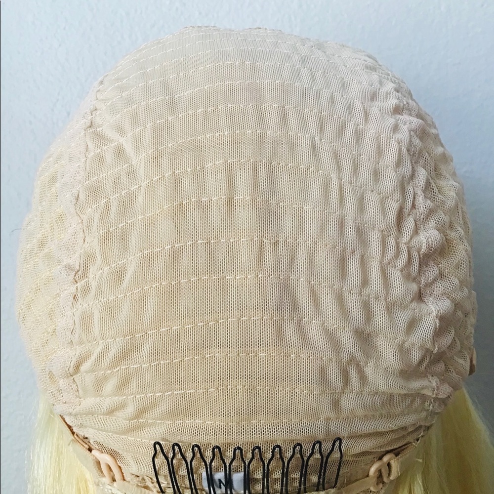 Human Wigs Lace Closer Honey Blonde Straight 150 Density 4x4 Gold 613 20-Inch - Picture 10 of 11